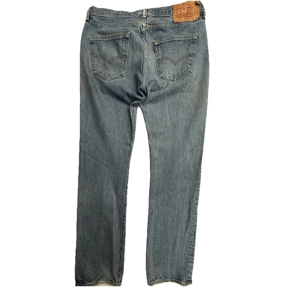 Levi's 501 Men's Jeans 34x34 Light Wash Button Fly Straight Leg Denim 00501-0193